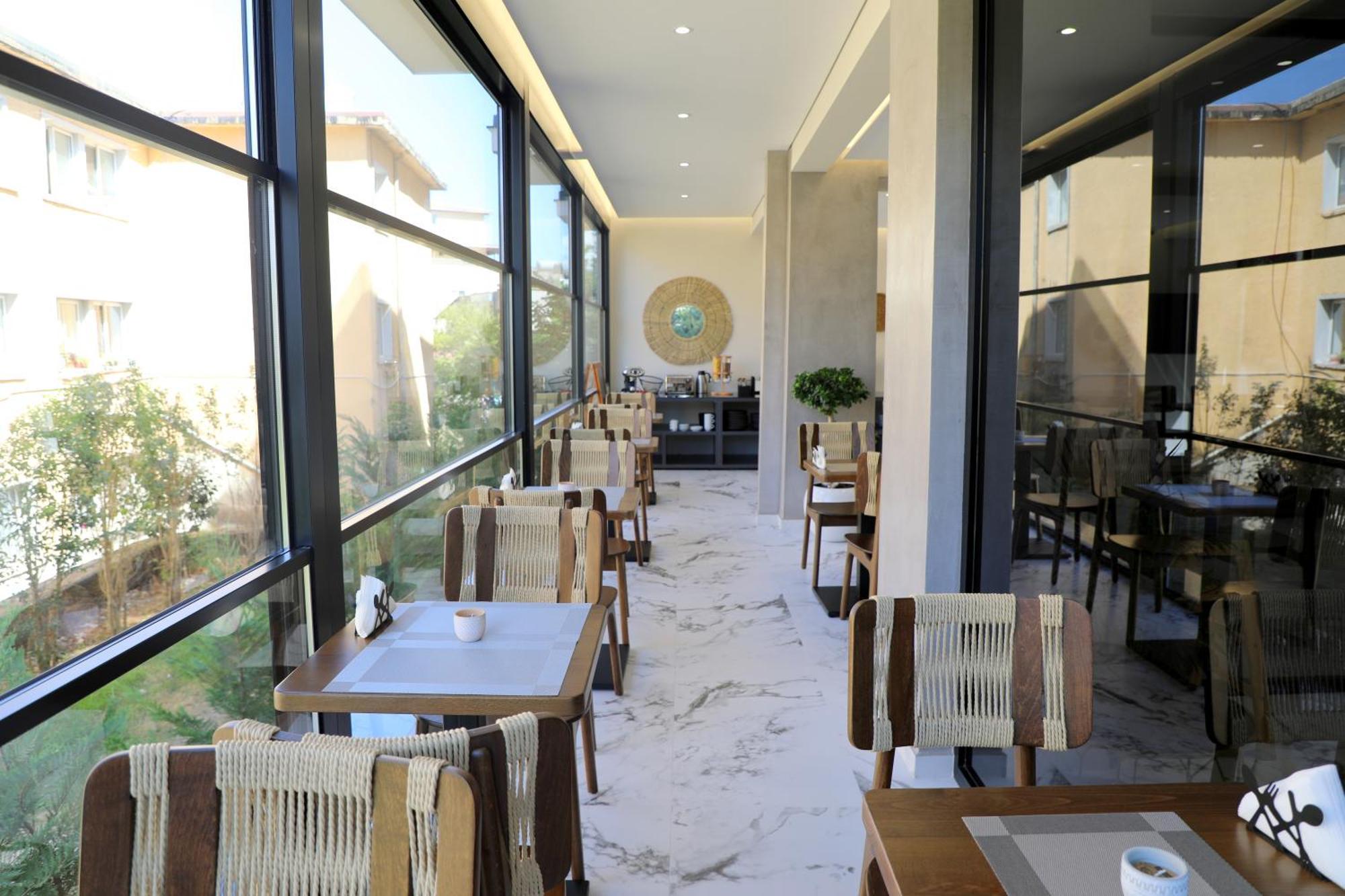 Niklas Boutique Hotel Sarandë Buitenkant foto