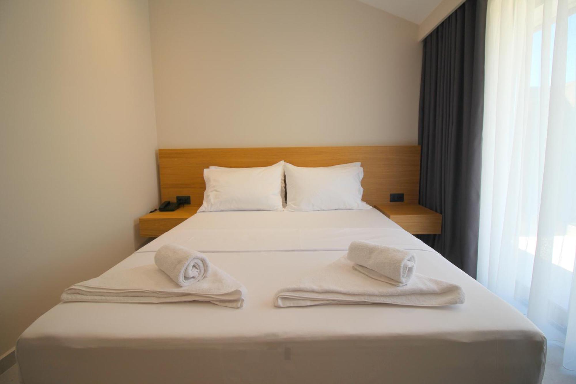 Niklas Boutique Hotel Sarandë Buitenkant foto