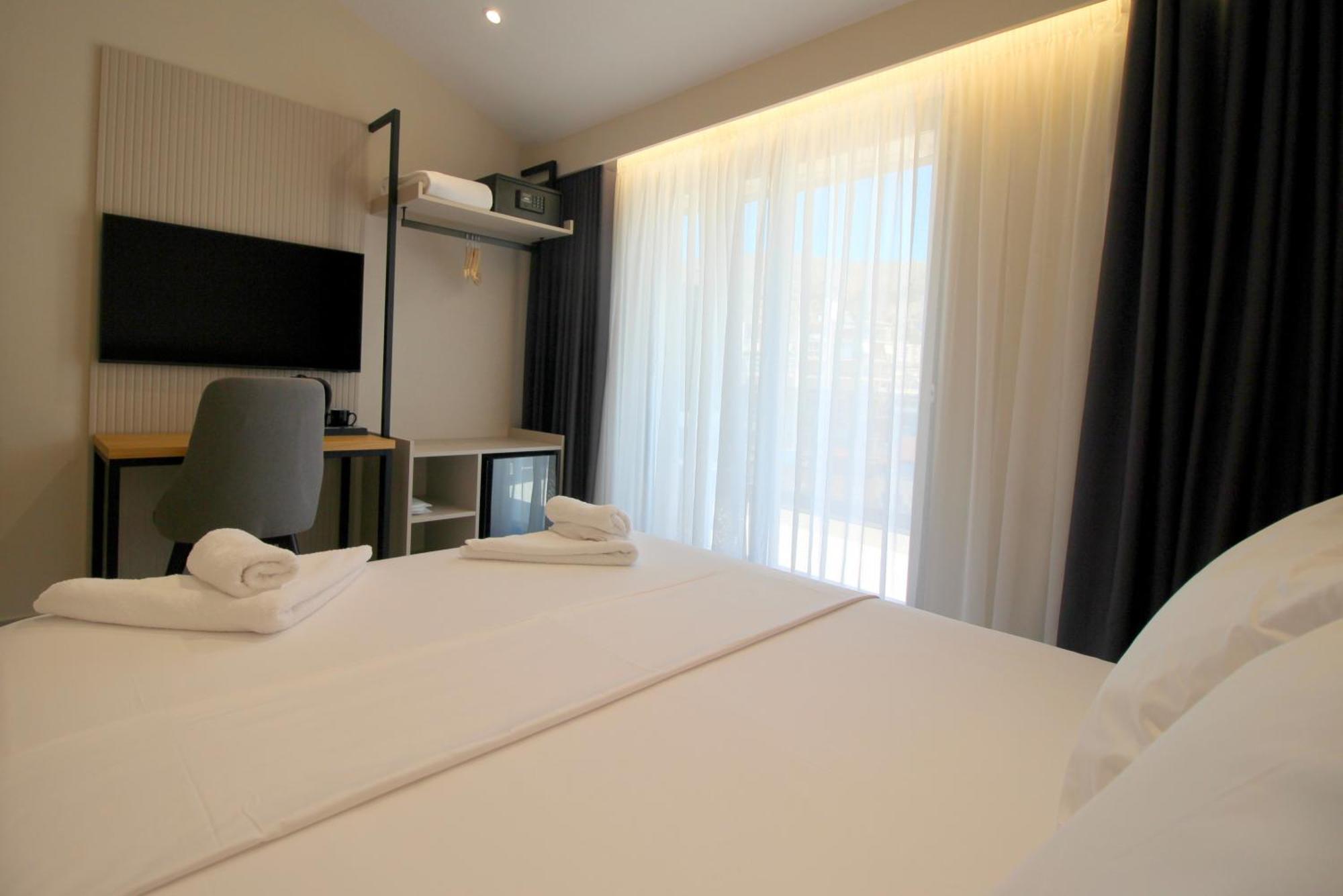 Niklas Boutique Hotel Sarandë Buitenkant foto