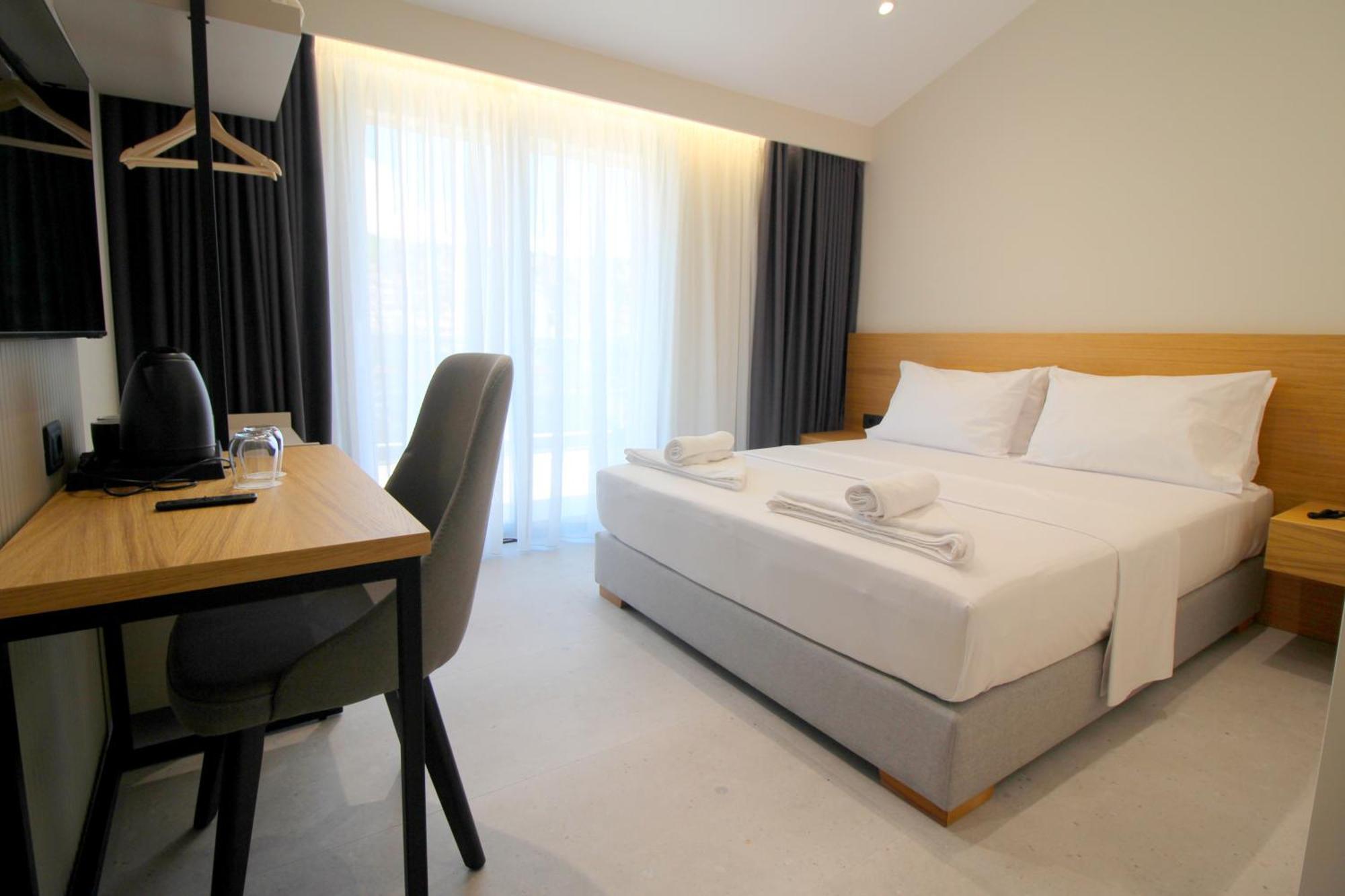 Niklas Boutique Hotel Sarandë Buitenkant foto