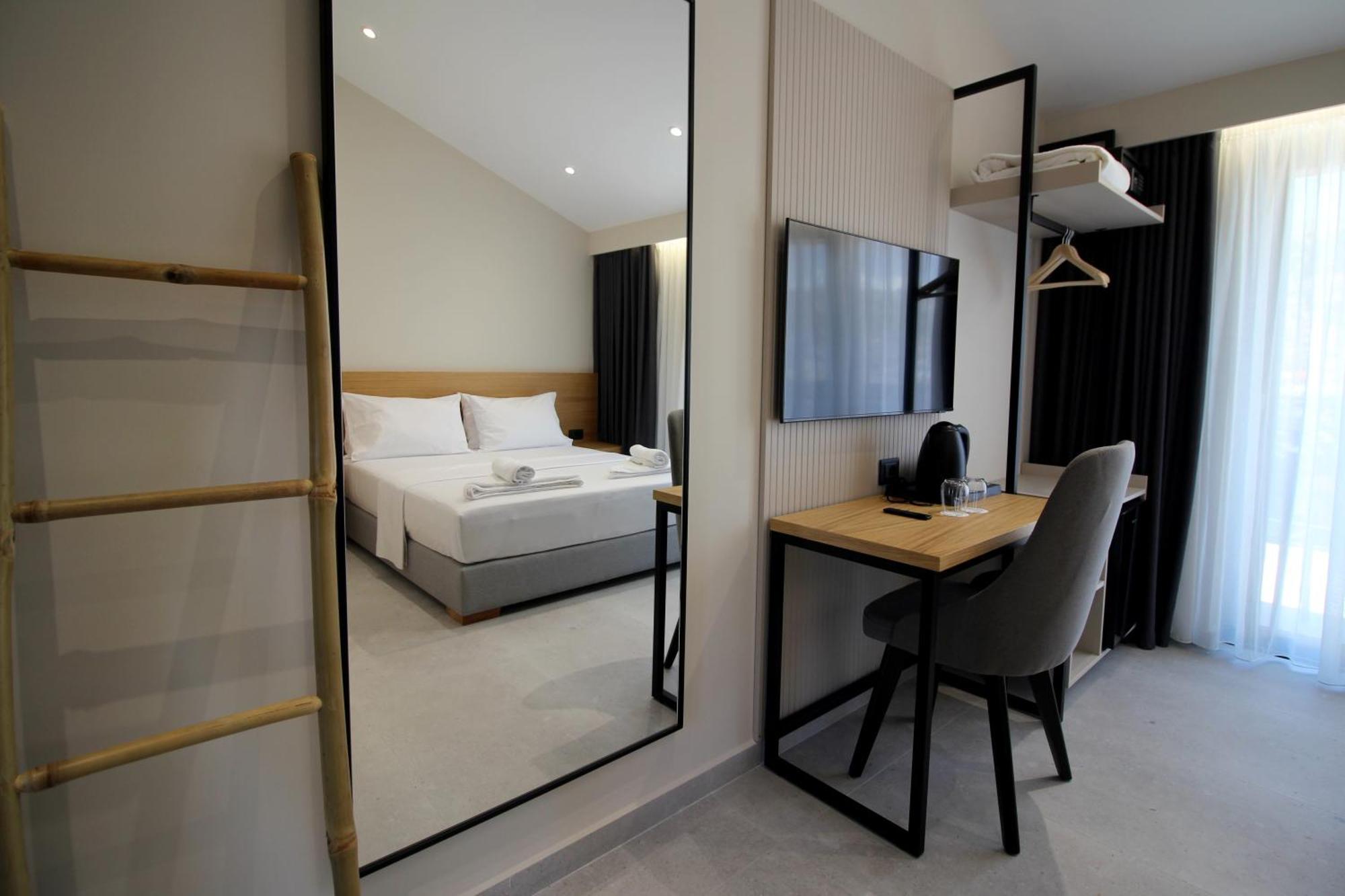 Niklas Boutique Hotel Sarandë Buitenkant foto