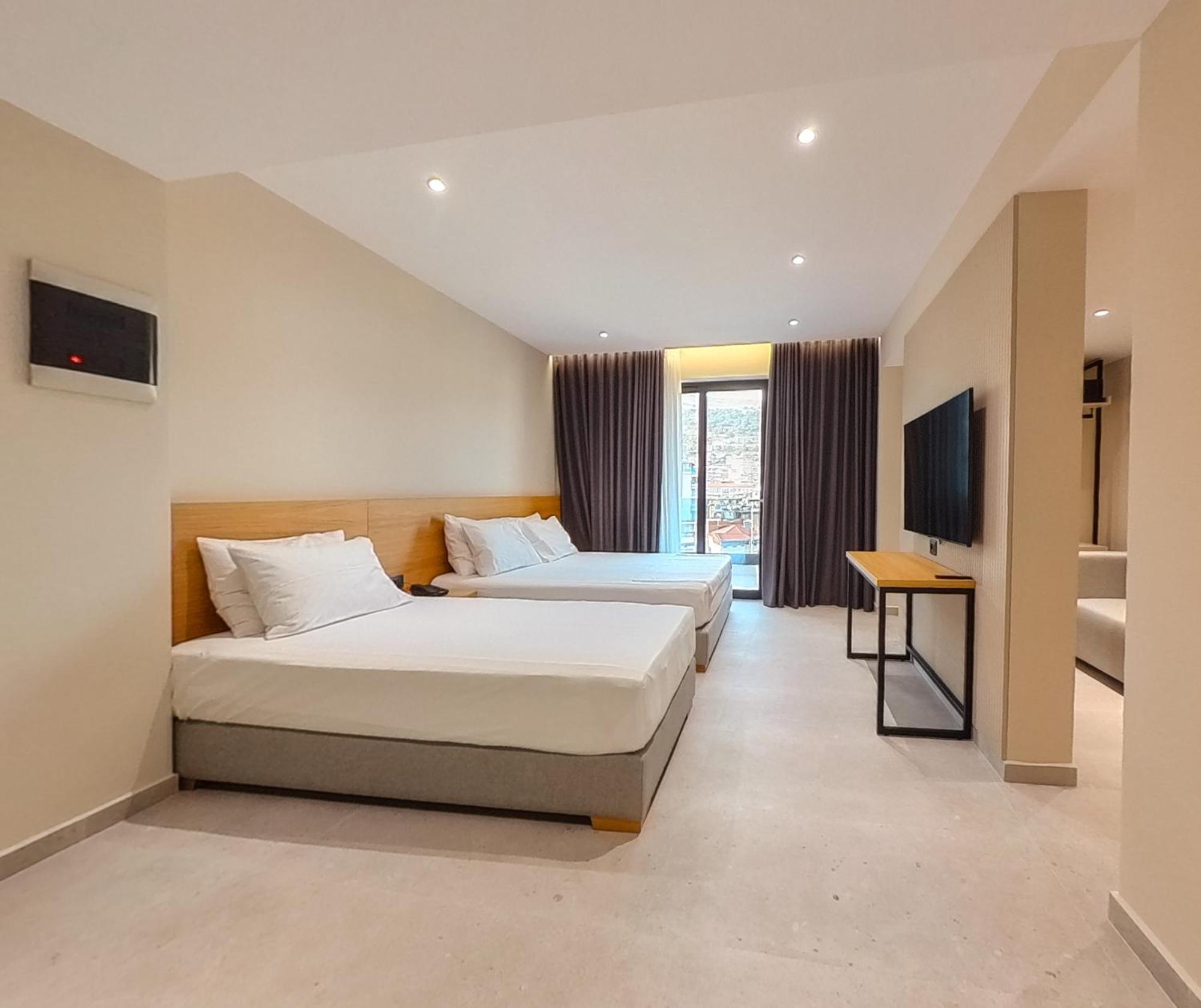 Niklas Boutique Hotel Sarandë Buitenkant foto